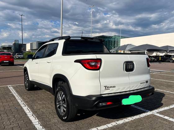 FIAT TORO 1.3 TURBO 270 FLEX FREEDOM AT6 FIAT TORO 1.3 TURBO 270 FLEX FREEDOM AT6